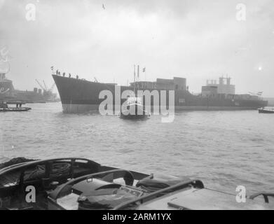 Lancement du chasseur de sous-marins Groningue Date: 9 janvier 1954 mots clés: Lancement, chasseurs de sous-marins Nom personnel: Groningue Banque D'Images