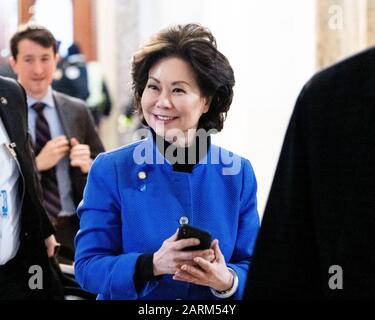 Washington, États-Unis. 28 janvier 2020. Elaine Chao, secrétaire des Transports des États-Unis, arrive pour le procès de destitution du Sénat à Washington, DC. Crédit: Sopa Images Limited/Alay Live News Banque D'Images