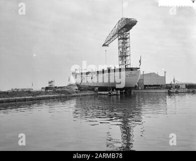 Lancement du double ferry fileté Krakatau Zaanlandse Shipbouw Mie. Date : 19 Septembre 1959 Mots Clés : Tewaterlatingen Nom De L'Établissement : Zaanlandse Scheepbouw Maatschappij Banque D'Images