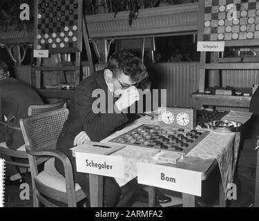 Sixième manche du Championnat du monde Drafts Date: 20 octobre 1960 mots clés: Barrages, rondes, championnats du monde Banque D'Images