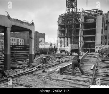 Démolition du complexe de l'usine de farine Holland Date : 13 mars 1961 lieu : Amsterdam, Noord-Holland mots clés : démolition Banque D'Images