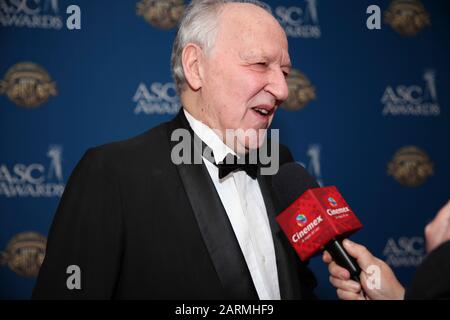 Werner Herzog assiste à la 34ème édition annuelle des prix ASC de la Société américaine des cinémagraphes à Ray Dolby Ballroom à Los Angeles, Californie, États-Unis, le 25 janvier 2020. Banque D'Images