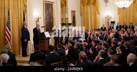 Pékin, Chine. 28 janvier 2020. Le président américain Donald Trump et le premier ministre israélien Benjamin Netanyahu assistent à une conférence de presse conjointe à la Maison Blanche à Washington, DC le 28 janvier 2020. Crédit: Liu Jie/Xinhua/Alay Live News Banque D'Images