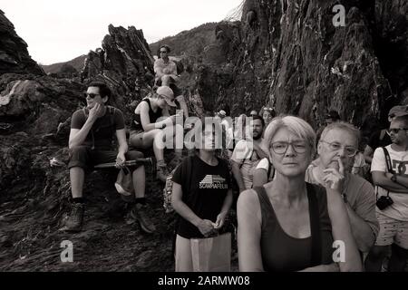 Faire la queue pour le bateau à Manarola Marina Cinque Terre, cinq villages de la Riviera italienne et site classé au patrimoine mondial de l'UNESCO sur la mer Méditerranée Banque D'Images