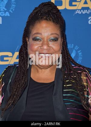 Los Angeles, États-Unis. 25 janvier 2020. Los ANGELES, CALIFORNIE, États-Unis - 25 JANVIER : Diane Amos arrive au 72ème Prix annuel de la Guilde des directeurs de l'Amérique qui se tient à l'hôtel Ritz-Carlton à L.A. Vivre Le 25 Janvier 2020 À Los Angeles, Californie, États-Unis. ( Crédit: Image Press Agency/Alay Live News Banque D'Images