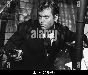 Orson WELLES comme Harry Lime dans LE TROISIÈME HOMME 1949 réalisateur CAROL REED scénario GRAHAM GREENE producteur ALEXANDER KORDA London Film Productions / British Lion Film Corporation Banque D'Images