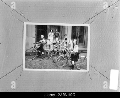 Grand Ducal pair of Luxembourg with children, Grand Ducal couple with children 1967 Date: 1 July 1971 lieu: Luxembourg mots clés: Children Banque D'Images