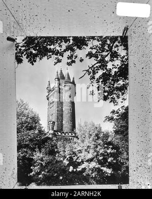 Visite D'État De La Reine Juliana Et Du Prince Bernhard En Allemagne De L'Ouest Willemstoren À Dillenburg Date : 22 Octobre 1971 Lieu : Dillenburg, Allemagne De L'Ouest Mots Clés : Tours Banque D'Images