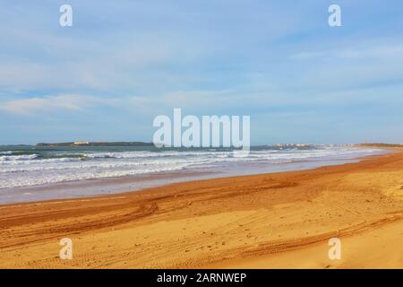 Beaux paysages de l'océan Atlantique, quelque part entre Agadir et Essaouira, Maroc Banque D'Images