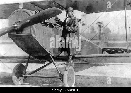 Bessie COLEMAN (1892-1926) aviateur pionnier américain en 1922 Banque D'Images