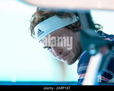 Melbourne, Australie. 29 janvier 2020. Alexander Zverev, d'Allemagne, est en action lors de son match De Finale De Quart lors du tournoi de tennis australien Open Grand Chelem de Melbourne, en Australie. Frank Molter/Alay Live News Banque D'Images