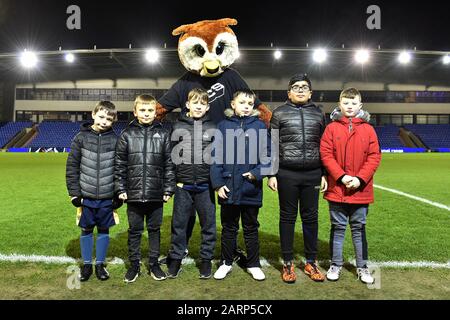 Oldham, Royaume-Uni. 28 janvier 2020. Oldham, ANGLETERRE - 28 JANVIER Mascottes pendant le match de la Sky Bet League 2 entre Oldham Athletic et Mansfield Town à Boundary Park, Oldham le mardi 28 janvier 2020. (Crédit: Eddie Garvey | Mi News) Crédit: Mi News & Sport /Alay Live News Banque D'Images