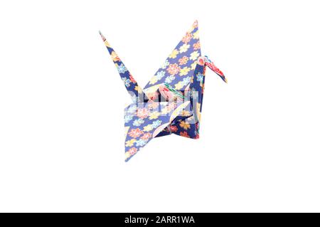 Grue origami isolé sur fond blanc Banque D'Images