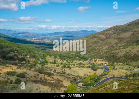 San Lorenzo del Escorial du col de la Cruz Verde. Robledo de Chavela, province de Madrid, Espagne. Banque D'Images