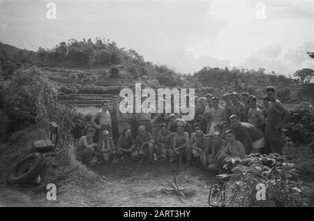 Régiment d'action 3 Princess Irene Brigade/Colonel Servais [Mission militaire belge] A/d secteur de Wijnkoopsbaai Sukaboemi [groupe de soldats du portrait] Date : 29 octobre 1947 lieu : Indonésie, Antilles néerlandaises de l'est Banque D'Images