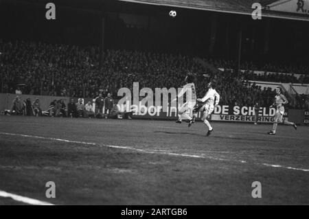 Match De Qualification Belgique - Pays-Bas, 0-2 Moment De Jeu Date: 26 Mars 1977 Lieu: Anvers, Belgique Mots Clés: Football, Matches Banque D'Images