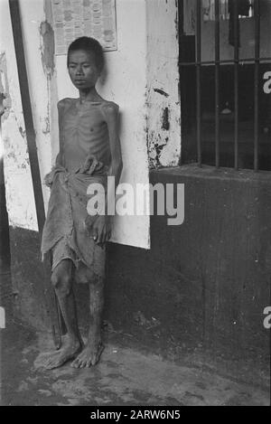 Photo Reportage Palembangs Fortement maigre indonésien Annotation: Prison républicaine? Date: 1947 Lieu: Indonésie, Antilles Néerlandaises De L'Est Banque D'Images