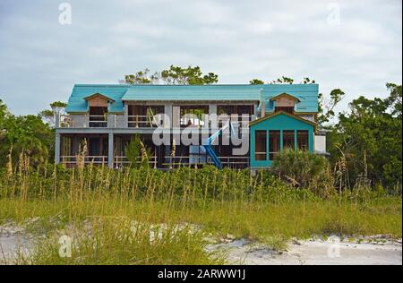 La maison New Beach House est construite sur la côte du golfe de Floride Banque D'Images