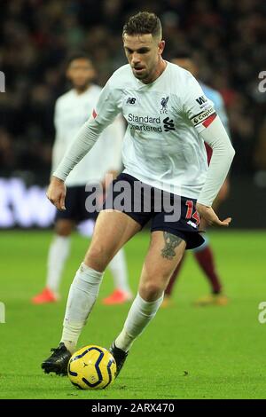 Londres, Royaume-Uni. 29 janvier 2020. Jordan Henderson de Liverpool en action. Match de la Premier League, West Ham United / Liverpool au London Stadium, Parc olympique Queen Elizabeth à Londres le mercredi 29 janvier 2020. Cette image ne peut être utilisée qu'à des fins éditoriales. Utilisation éditoriale uniquement, licence requise pour une utilisation commerciale. Aucune utilisation dans les Paris, les jeux ou une seule édition de club/ligue/joueur . pic par Steffan Bowen/Andrew Orchard sports photographie/Alay Live news crédit: Andrew Orchard sports photographie/Alay Live News Banque D'Images