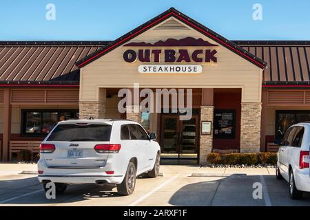 Extérieur d'Outback Steakhouse, Wichita, Kansas, États-Unis. Banque D'Images