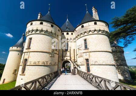 France - 22 SEPTEMBRE 2013 : touristes se rendant sur le Château de Chaumont-sur-Loire, France. Ce château est situé dans la vallée de la Loire, a été fondé dans le 1 Banque D'Images