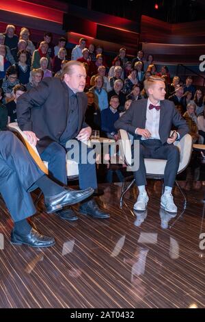 Joey Kelly und Luke Kelly bei der Aufzeichnung der ZDF-Talkshow 'Markus Lanz' im Fernsehmacher Studio auf dem Phoenixhof. Hambourg, 29.01.2020 Banque D'Images