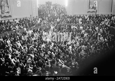 France. Sorbonne occupé par les étudiants Date: 28 mai 1968 lieu: France mots clés: Étudiants, professions Nom de l'établissement: Sorbonne Banque D'Images