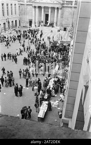 France. Sorbonne occupé par les étudiants Date: 28 mai 1968 lieu: France mots clés: Étudiants, professions Nom de l'établissement: Sorbonne Banque D'Images