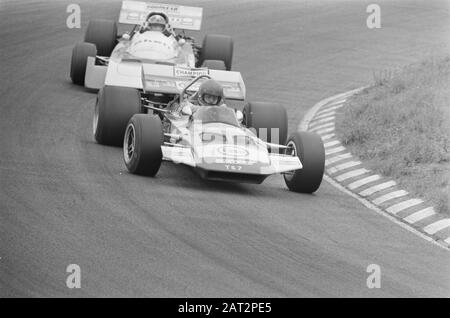 Grand Prix, Zandvoort, training Gijs van Lennep en action pendant la formation Date: 16 juin 1971 lieu: Noord-Holland, Zandvoort mots clés: Circuits, voitures de course, courses, sports formations Nom personnel: Lennep, Gijs van Banque D'Images