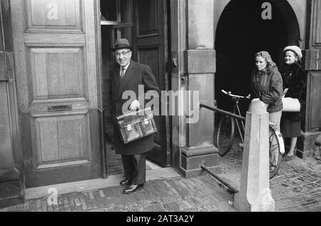 La réunion du cabinet lors d'une session extraordinaire concernant la CEE Binnenhof Date: 30 janvier 1963 lieu: La Haye, Zuid-Holland mots clés: Armoires Nom de l'institution: EEG Banque D'Images