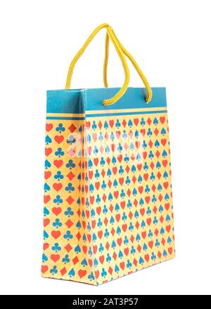 Studio a tourné un sac de shopping en papier unique avec des poignées isolées sur blanc Banque D'Images