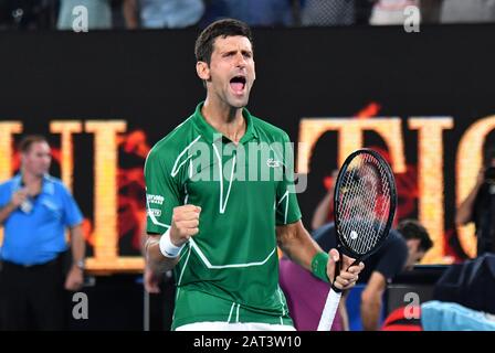 Melbourne, Australie. 29 janvier 2020. Melbourne Park Australian Open Day 11 30/01/20 Novak Djokovic (SRB) célèbre après avoir battu Roger Federer (SUI) en demi-finale Credit: Roger Parker/Alay Live News Banque D'Images