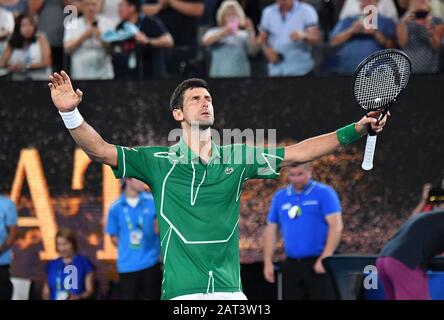 Melbourne, Australie. 29 janvier 2020. Melbourne Park Australian Open Day 11 30/01/20 Novak Djokovic (SRB) célèbre alors qu'il bat Roger Federer (SUI) en demi-finale Credit: Roger Parker/Alay Live News Banque D'Images