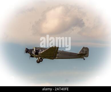 Vieux avion historique Ju 52 Banque D'Images
