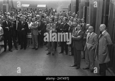 Alderman Bootsma ouvre l'usine Rieder/Tetterode Date: 15 septembre 1972 mots clés: Usines, ouvertures SettingsName: Rieder-Tetterode, Tetterode Banque D'Images
