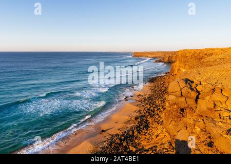 Playa del Aguila au coucher du soleil, El Cotillo, Fuerteventura, îles Canaries Banque D'Images