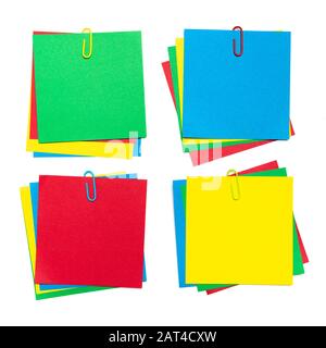 Jeu de 4 couleurs de bloc de notes adhésives. Banque D'Images