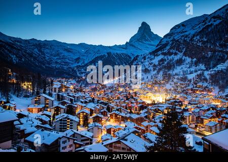 Vue imprenable sur le pic de Matterhorn depuis Zermatt Banque D'Images