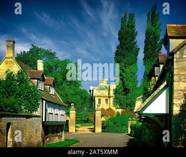 Go - WORCESTERSHIRE : Overbury Village Banque D'Images