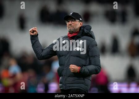 Le directeur de Liverpool, Jurgen Klopp, célèbre à plein temps lors du match de la Premier League entre West Ham United et Liverpool au Parc olympique, Londres Banque D'Images