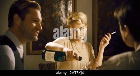 Le FILM NOIR DAHLIA 2006 Universal Pictures avec Aaron Eckhart et Scarlett Johansson Banque D'Images