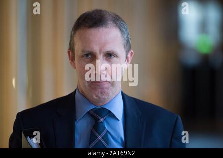 Édimbourg, Royaume-Uni. 30 Janvier 2020. Photo : Michael Matheson MSP - Secrétaire du Cabinet pour les transports, l'infrastructure et la connectivité. Les dernières questions des premiers ministres au Parlement écossais avant que le Royaume-Uni ne quitte l'UE, et le jour où Holyrood a voté pour la tenue de son second référendum sur l'indépendance, la Chambre a eu aujourd'hui quelques échanges échauffés. Crédit : Colin Fisher/Alay Live News. Banque D'Images