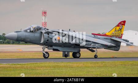 L'exposition des avions de combat EAV-8 B Harrier II plus de la Marine espagnole au Royal International Air Tattoo, RAF Fairford, Royaume-Uni, le 21 juillet 2019. Banque D'Images