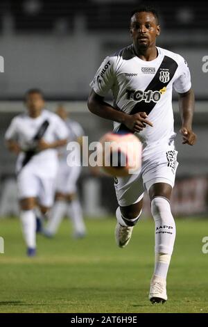 Campinas, Brésil. 30 janvier 2020. Cléber pendant le match entre Ponte Preta et Corinthiens au stade Moisés Lucarelli à Campinas (SP) ce jeudi (30). Le match est valable pour le 3ème tour du championnat Paulista 2020. Crédit: Marco Galvão/Fotoarena/Alay Live News Banque D'Images