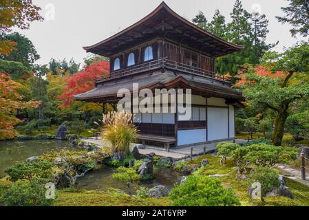 Pavillon argent du temple de Ginkaku-ji Banque D'Images