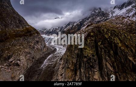 Fieschergletscher im Wallis / Fiescher glacier dans les alpes valaisannes Banque D'Images