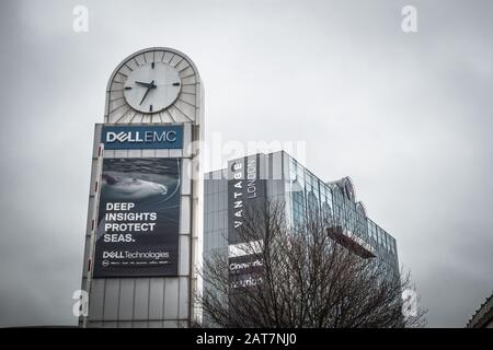 L'emblématique tour Dell EMC, Great West Road, Brentford, London, TW8 Banque D'Images