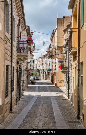 Via Amsicora, rue dans la vieille ville de Tempio Pausania, province de Sassari, Sardaigne, Italie Banque D'Images