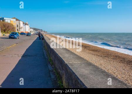 Sandgate Esplanade, L'A259, Saxon Shore Way, Sandgate, Folkestone, Kent Banque D'Images