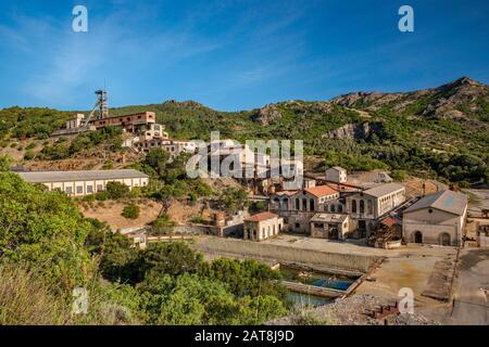 L'arbre des mines, traitement du minerai des bâtiments de mine de Montevecchio, zinc et plomb mine, fermée depuis 1981, près de la ville de Guspini, Sardaigne, Italie Banque D'Images